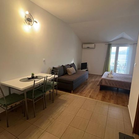 Apartments Mateljak Градац Екстериор снимка